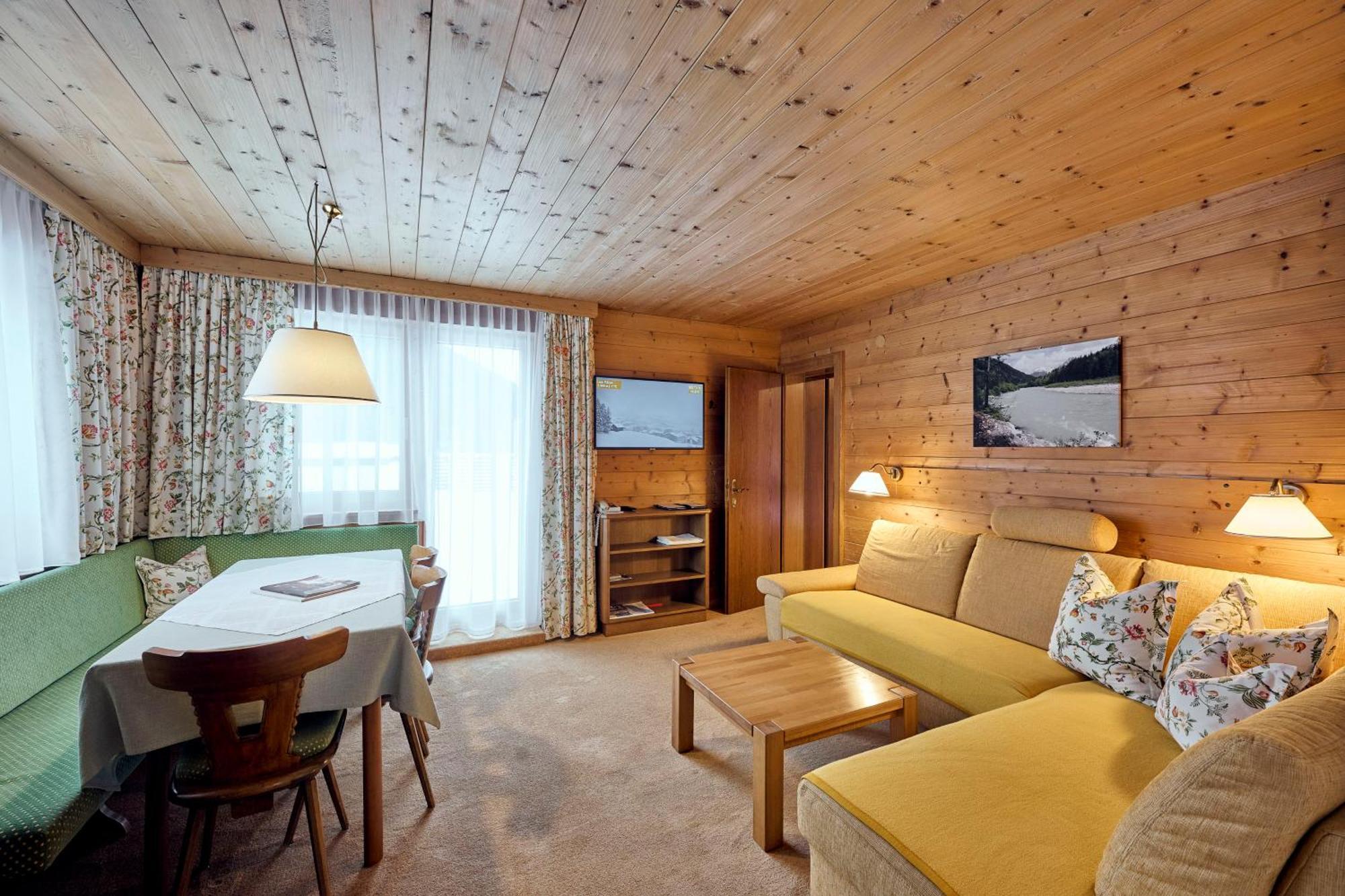 Appartementhaus Holiday Lech am Arlberg Dış mekan fotoğraf