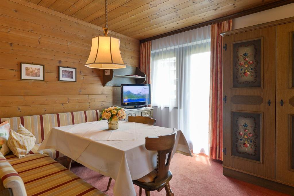 Appartementhaus Holiday Lech am Arlberg Dış mekan fotoğraf